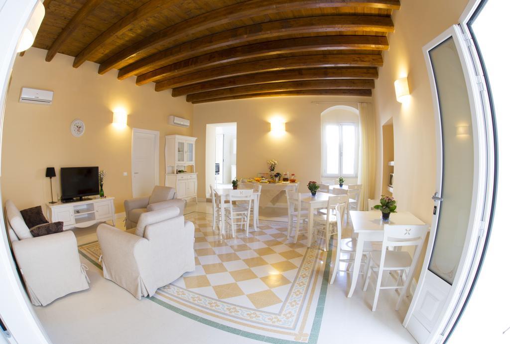 B&B Monsignore Вьесте Экстерьер фото