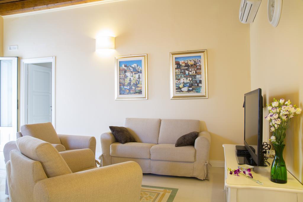 B&B Monsignore Вьесте Экстерьер фото